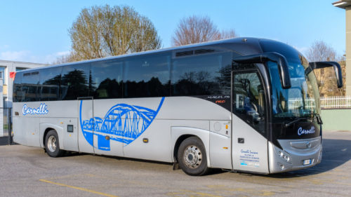 autonoleggio Pullman fino a 56 posti autonoleggio Pullman