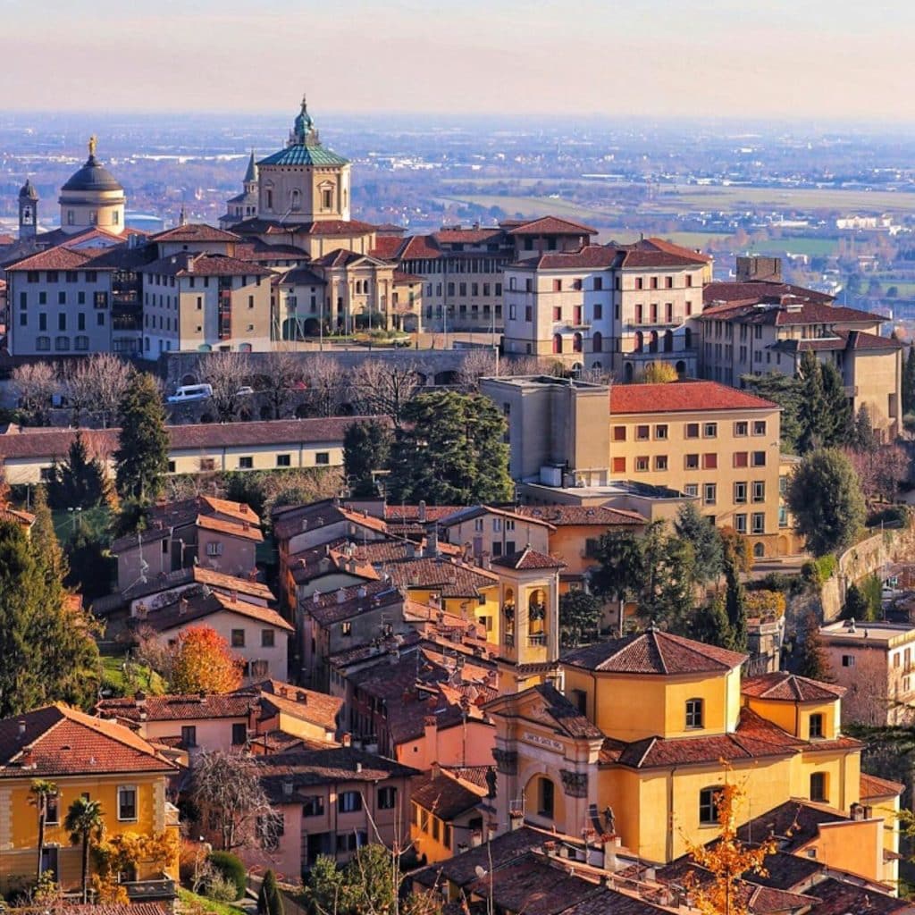 Bergamo città da visitare in pullman ncc