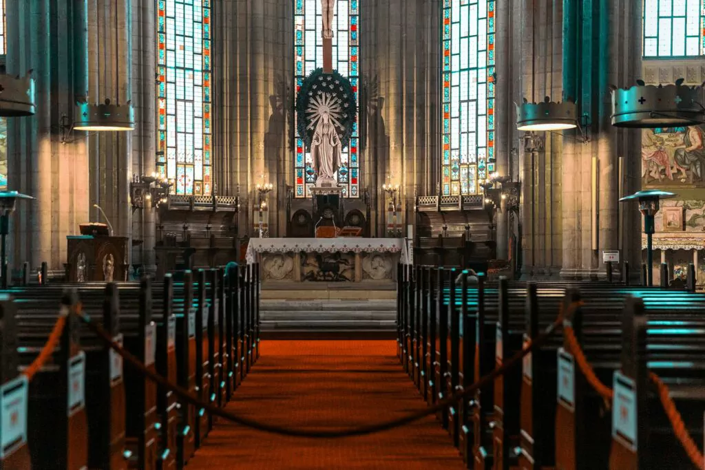 Noleggio pullman per pellegrinaggi religiosi: parti con Autonoleggio Carnelli